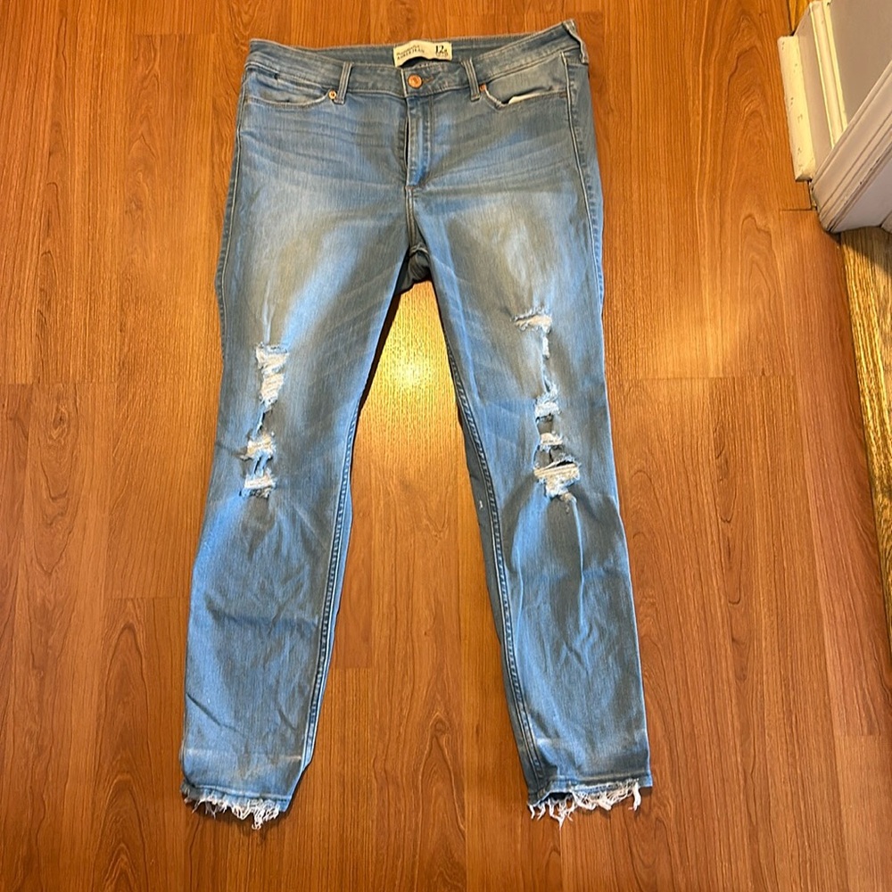 Abercrombie Distressed Ankle Jeans